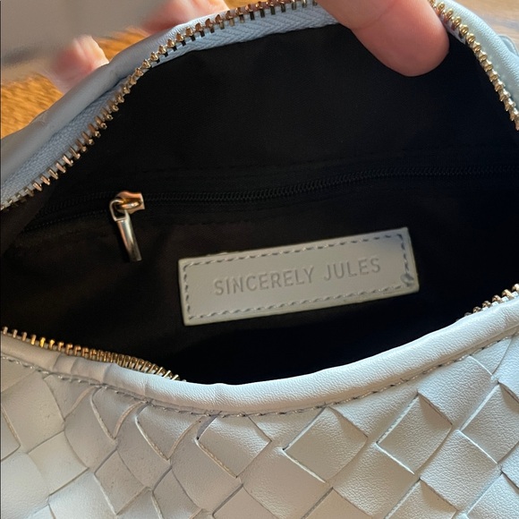 Sincerely Jules Light Blue Woven Hobo Bag - Picture 3 of 4